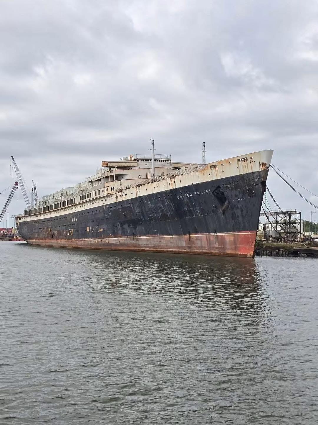 USS United States Dive
