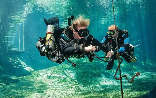 PADI Sidemount Diver