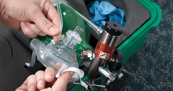 DAN Emergency Oxygen (EO2)