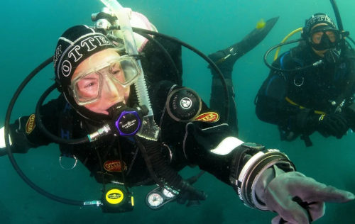 Dry Suit Diver