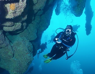 Dive Belize aboard the Belize Aggressor IV
