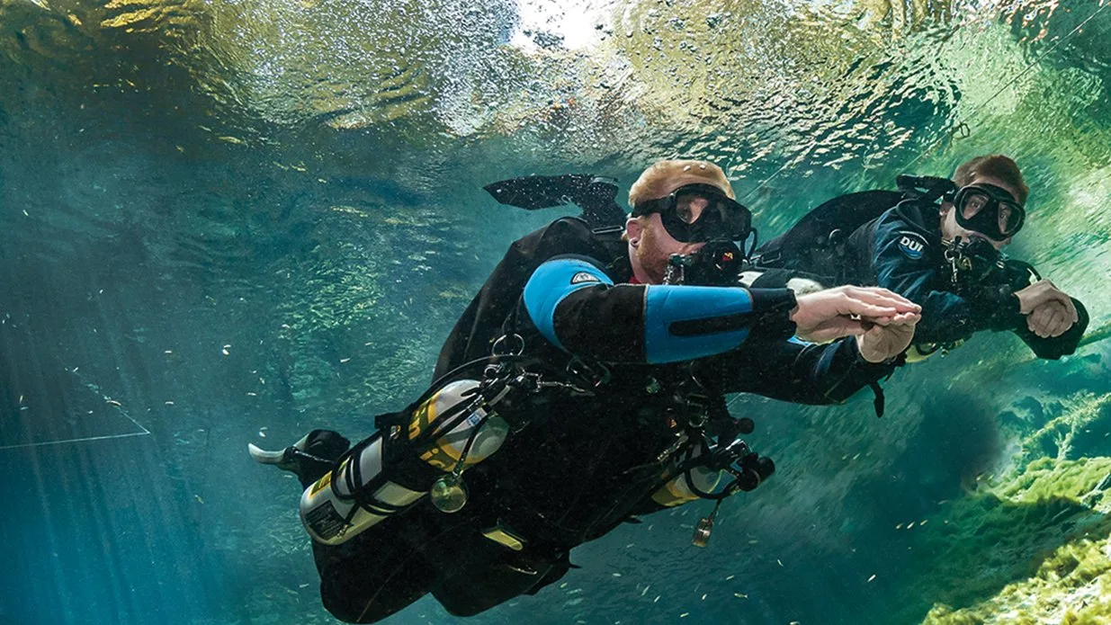 Side-Mount Diver