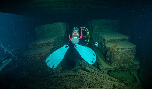 Wreck Diver Specialty – Limited Penetration Wreck Diver Specialty – Limited Penetration