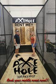 3D Social Event -Axe Throwing