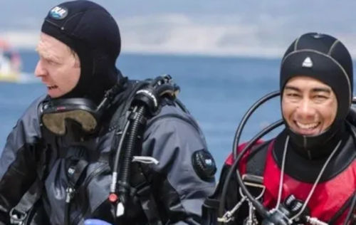 Dry Suit Diver