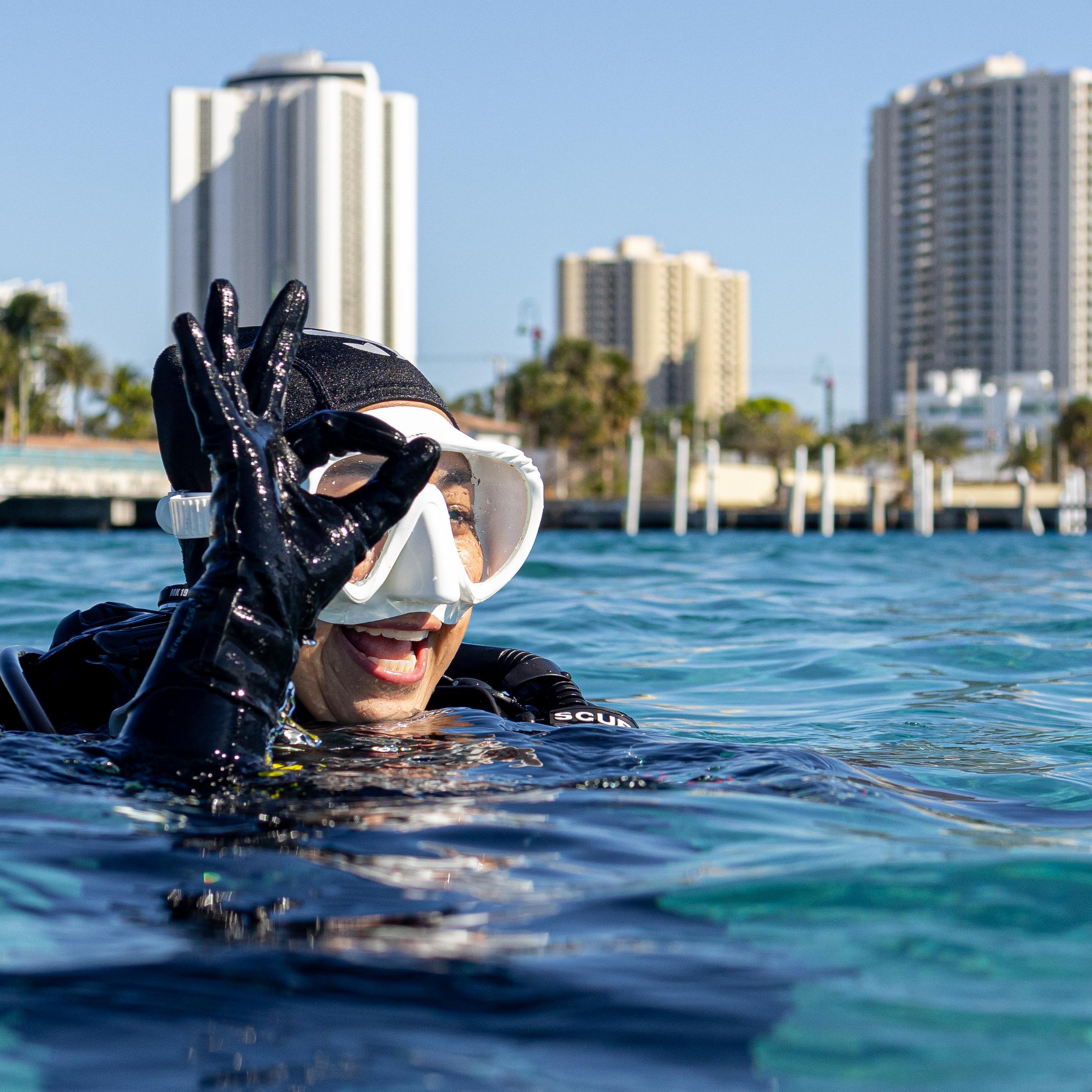 SDI Advanced Adventure Diver SDI Advanced Adventure Diver