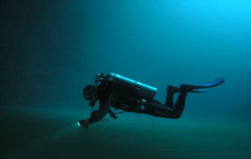 Deep Diver