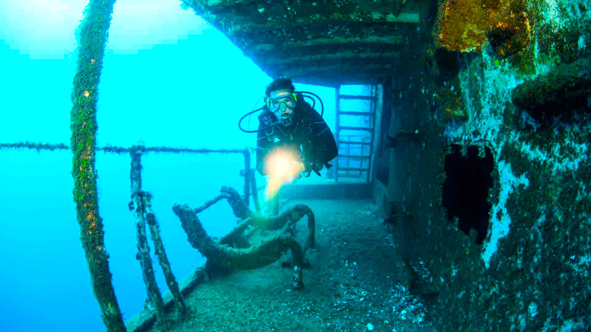 Advanced location SCUBA