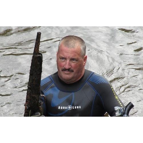 UNDERWATER CRIME SCENE INVESTIGATOR
