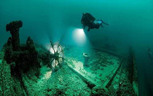 Shipwreck Diving, Straits of Mackinac