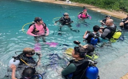 Scuba Discovery Try Scuba in the Pool for Ages 10-99