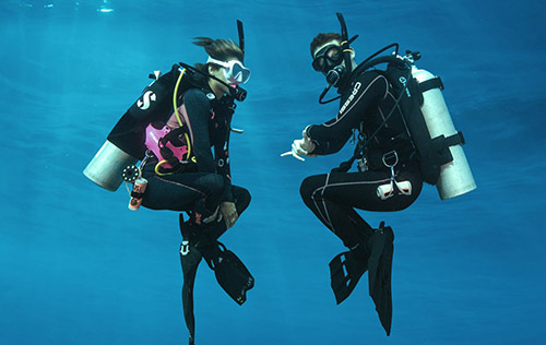 PADI Open Water Course and Peak Performance Buoyancy Course Bundle