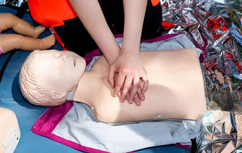 Emergency First Response: Care for Children